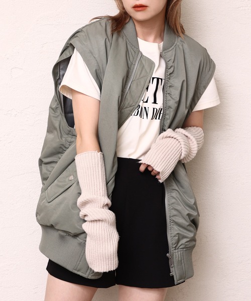 one after another NICE CLAUP(ワンアフターアナザーナイスクラップ)の「【袖が取り外せてベストにもなる】マルチウェイMA-1(MA-1・レディース・ブラック/カーキ/アイボリー・FREE)」の18枚目の写真