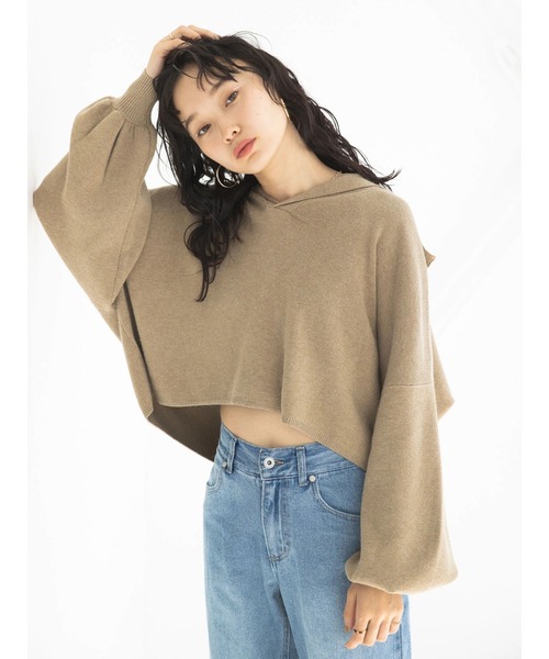 earth music&ecology（アースミュージックアンドエコロジー）の「BIGカラーショート丈ニットプルオーバー（ニット/セーター・レディース・ベージュ/ブルー/アイボリー・FREE）」の4枚目の写真