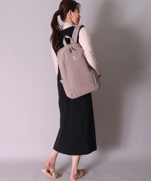 anello(アネロ)の「(LF)【anello】10ポケット デイパック(バックパック/リュック・レディース・ブラック/ネイビー/グレー/グレイッシュベージュ・ONE SIZE)」の19枚目の写真