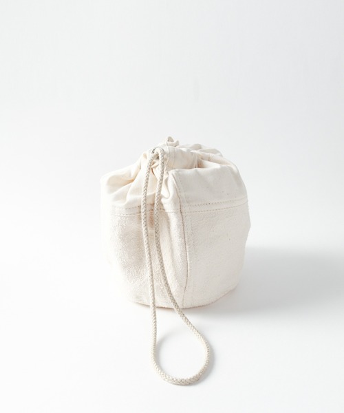 SETTO(セット)の「MINIMA BAG:巾着バッグ(ショルダーバッグ・レディース・ブラック/オフホワイト・FREE)」の13枚目の写真