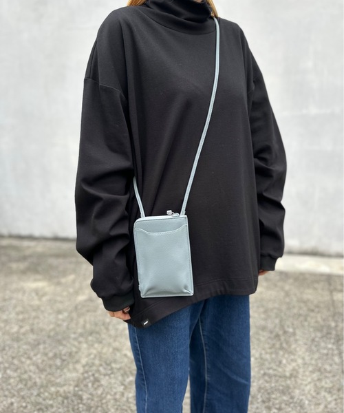 Legato Largo(レガートラルゴ)の「Legato Largo / レガートラルゴ / フルグレインフェイクレザー スマホショルダー / LG-D1161Z(ショルダーバッグ・レディース・グレイッシュベージュ/ライトブルー/ブラック/グレー・ONESIZE)」の15枚目の写真