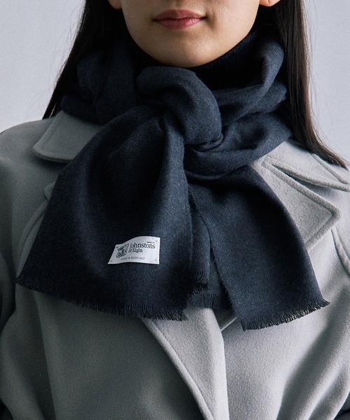 Johnstons of Elgin(ジョンストンズオブエルガン)の「【Johnstons】タータンチェック&無地ストール WD000446AW22 PLAIN/TARTAN(マフラー・レディース・ネイビー/オレンジ/ダークグレー/ベージュ/パープル/ブルー系1/ブラック系1/グレー系1/ベージュ系2/ベージュ系1/グリーン系1/ワイン/レッド系1/ブラック・FREE)」の20枚目の写真