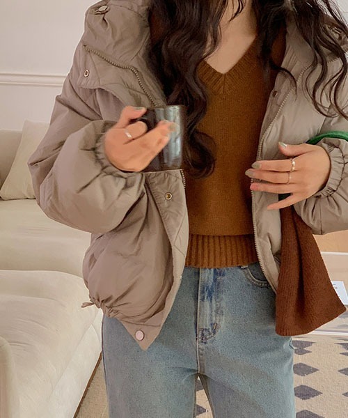 SONA（ソナ）の「SONYUNARA 羽毛ウィンターデイリーショートダウン（ダウンジャケット/コート・レディース・カーキブラウン/ブラック・FREE）」の5枚目の写真