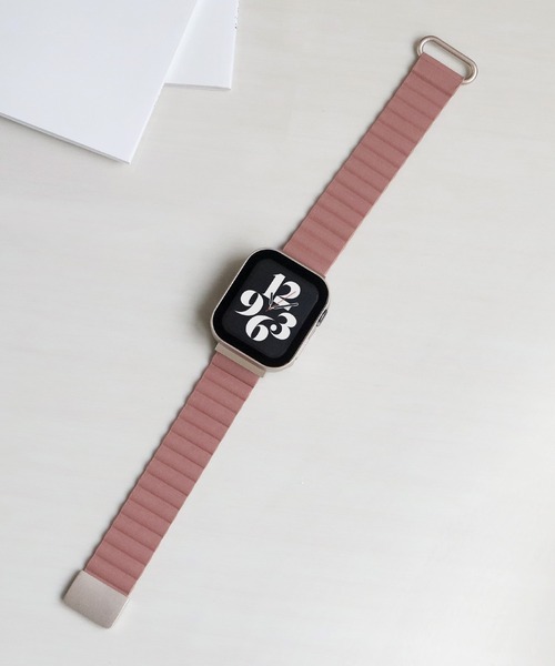 Urban Coral（アーバンコーラル）の「Apple Watch Band / アップルウォッチ バンド くすみカラーマグネットPUレザー / Urban Coral（デジタル腕時計・レディース・ローズ系/ネイビー/オレンジ/ブルー系その他/ベージュ/パープル/ベージュ系その他/ブラウン/レッド/ライトグレー/ホワイト/グレー/ブラック/カーキ/ピンク系その他/ローズ系1/ピンク系その他2/ライトグレー系/ベージュ系/ベージュ系その他2/ブラック系その他/ブラウン系その他/ホワイト系その他・40mm/44mm）」の22枚目の写真
