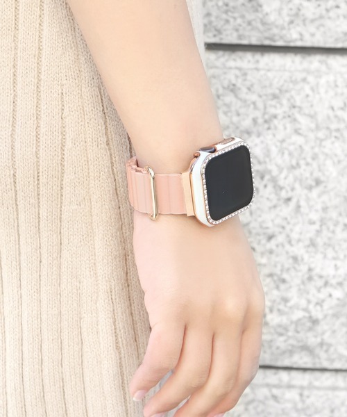 Urban Coral（アーバンコーラル）の「Apple Watch Band / アップルウォッチ バンド くすみカラーマグネットPUレザー / Urban Coral（デジタル腕時計・レディース・ローズ系/ネイビー/オレンジ/ブルー系その他/ベージュ/パープル/ベージュ系その他/ブラウン/レッド/ライトグレー/ホワイト/グレー/ブラック/カーキ/ピンク系その他/ローズ系1/ピンク系その他2/ライトグレー系/ベージュ系/ベージュ系その他2/ブラック系その他/ブラウン系その他/ホワイト系その他・40mm/44mm）」の18枚目の写真