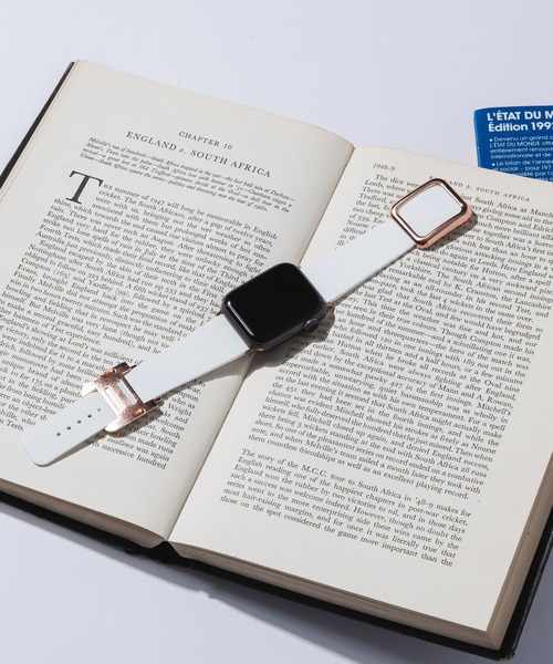 zandy（ズィーアンドワイ）の「【zandy/ズィー・アンド・ワイ】アップルウォッチマグネットシリコンバンド（デジタル腕時計・メンズ・ベージュ/ブラック×シルバー/ホワイト×ピンク/ホワイト×シルバー/ブラック×ピンク/ブラック×ブラック/ベージュ系その他/パープル系その他・SMALL/MEDIUM）」の2枚目の写真