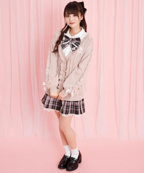 Secret Honey(シークレットハニー)の「うさぎ刺繍ケーブルビッグカーディガン(カーディガン/ボレロ・レディース・グレー/オフホワイト/ピンク/ホワイト系その他・FREE)」の15枚目の写真