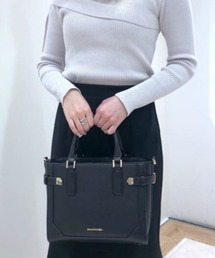 ベルト金具ハンドバッグ