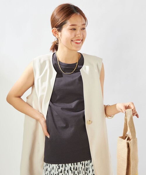 NOLLEY’S（ノーリーズ）の「【WEB限定カラーあり】5C BASIC ノースリーブTシャツ（Tシャツ/カットソー・レディース・ロイヤルブルー/ホワイト/ホワイト系その他5/チャコールグレー/キャメル/ピンク/ブラック・36/38）」の5枚目の写真