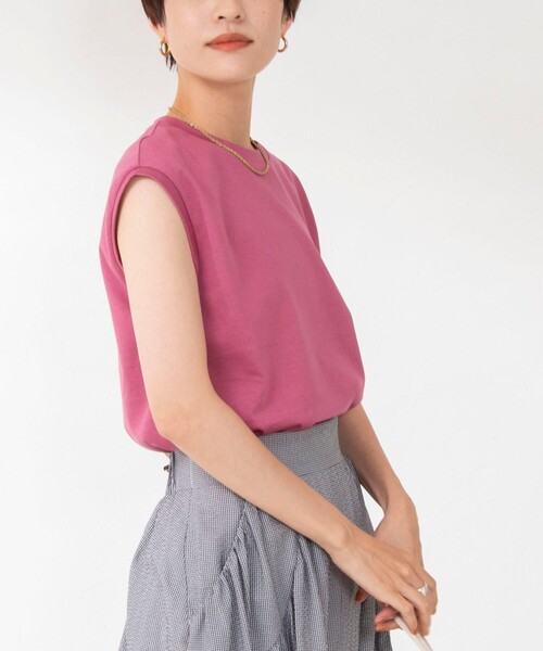 NOLLEY’S（ノーリーズ）の「【WEB限定カラーあり】5C BASIC ノースリーブTシャツ（Tシャツ/カットソー・レディース・ロイヤルブルー/ホワイト/ホワイト系その他5/チャコールグレー/キャメル/ピンク/ブラック・36/38）」の10枚目の写真