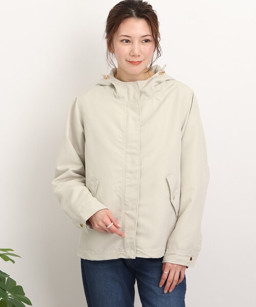 DRESKIP（ドレスキップ）の「◆【ゴールドパーツでレディな仕上がり】撥水マウンテンパ－カー（ブルゾン・レディース・ナチュラル/カーキ/ネイビー/サンドベージュ・02/03/04）」の5枚目の写真