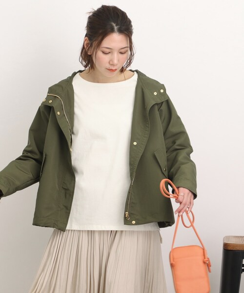 DRESKIP（ドレスキップ）の「◆【ゴールドパーツでレディな仕上がり】撥水マウンテンパ－カー（ブルゾン・レディース・ナチュラル/カーキ/ネイビー/サンドベージュ・02/03/04）」の15枚目の写真
