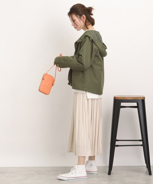 DRESKIP（ドレスキップ）の「◆【ゴールドパーツでレディな仕上がり】撥水マウンテンパ－カー（ブルゾン・レディース・ナチュラル/カーキ/ネイビー/サンドベージュ・02/03/04）」の19枚目の写真