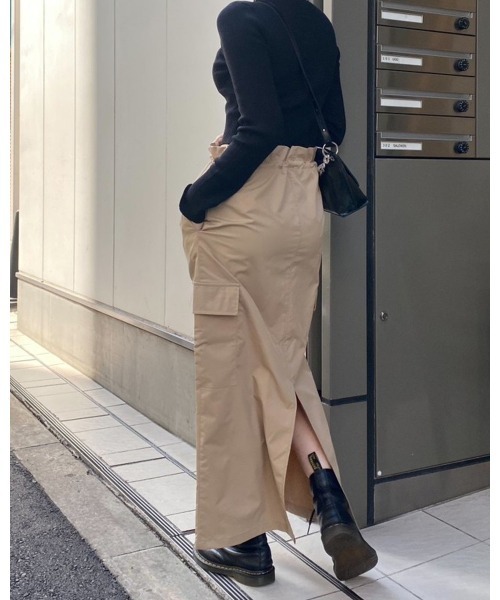 LiSeek（リシーク）の「【LiSeeK】カーゴポケットロングスカート（スカート・レディース・ブラック/ベージュ/カーキ・FREE）」の13枚目の写真