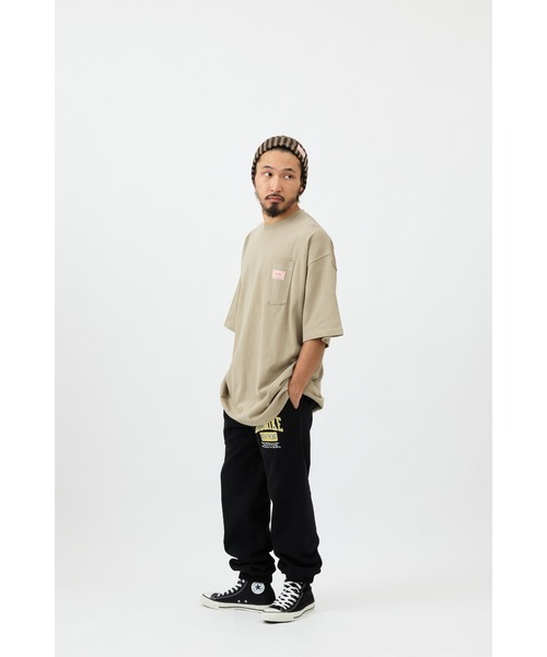 BIG MIKE（ビッグマイク）の「BIG MIKE ビッグマイク/ 9.1oz ヘビーウェイト ワイドシルエット サングラスポケット 半袖Tシャツ ポケT ユニセックス 102328520（Tシャツ/カットソー・メンズ・ホワイト/ブラック/グレー/サンドベージュ/ナチュラル/グレイッシュブルー・MEDIUM/LARGE/X-LARGE）」の9枚目の写真