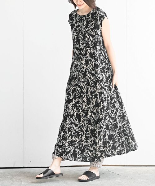 rps（アールピーエス）の「フレンチスリーブプリントワンピース（ワンピース・レディース・ブラック/ネイビー/ブラック系その他2/グレー/ブラック系その他3・フリー）」の3枚目の写真