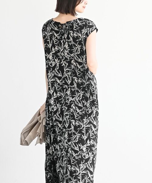 rps（アールピーエス）の「フレンチスリーブプリントワンピース（ワンピース・レディース・ブラック/ネイビー/ブラック系その他2/グレー/ブラック系その他3・フリー）」の15枚目の写真