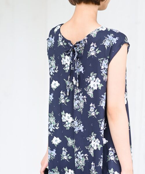 rps（アールピーエス）の「フレンチスリーブプリントワンピース（ワンピース・レディース・ブラック/ネイビー/ブラック系その他2/グレー/ブラック系その他3・フリー）」の6枚目の写真