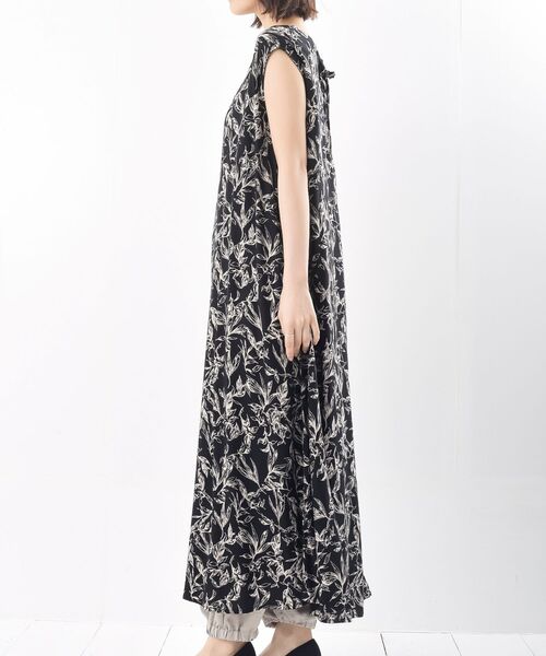 rps（アールピーエス）の「フレンチスリーブプリントワンピース（ワンピース・レディース・ブラック/ネイビー/ブラック系その他2/グレー/ブラック系その他3・フリー）」の11枚目の写真