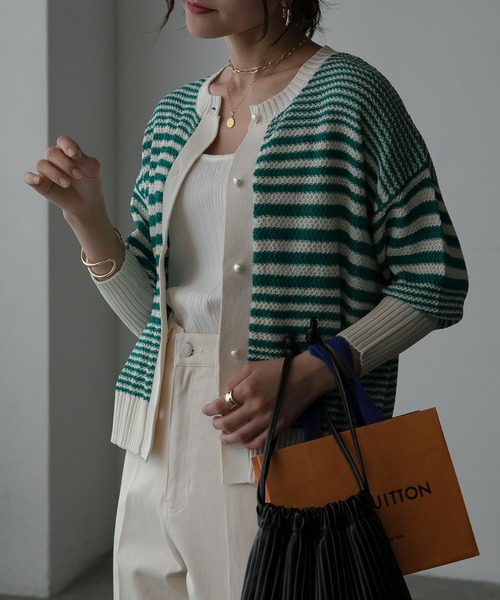 Anss.me（アンスミー）の「【Anss.me】ランダムボーダーパールボタンニットカーディガン（カーディガン/ボレロ・レディース・アイボリー/ブラック/グリーン/ブラウン/ネイビー・FREE）」の5枚目の写真