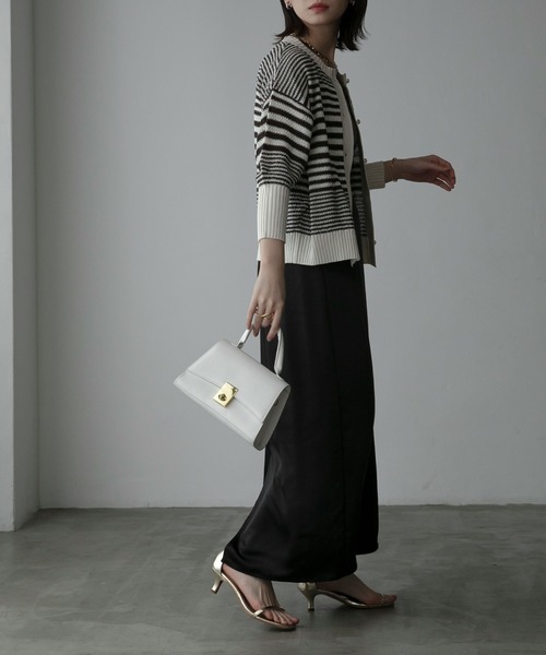 Anss.me（アンスミー）の「【Anss.me】ランダムボーダーパールボタンニットカーディガン（カーディガン/ボレロ・レディース・アイボリー/ブラック/グリーン/ブラウン/ネイビー・FREE）」の20枚目の写真