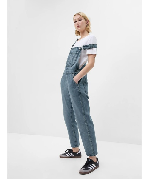 GAP(ギャップ)の「ウォッシュウェル スローチー デニムオーバーオール(サロペット/オーバーオール・レディース・ライトインディゴブルー・XS/S/M/L/XXS)」の9枚目の写真