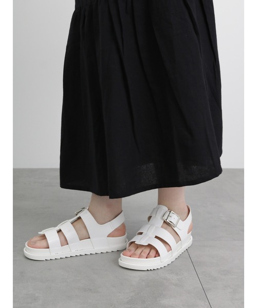 Samansa Mos2 blue(サマンサモスモスブルー)の「厚底グルカサンダル(サンダル・レディース・ブラック/ブラウン/オフホワイト・MEDIUM/LARGE)」の1枚目の写真