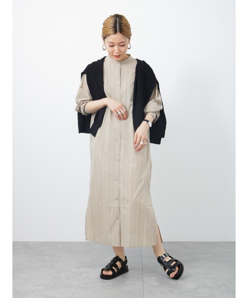 Samansa Mos2 blue(サマンサモスモスブルー)の「厚底グルカサンダル(サンダル・レディース・ブラック/ブラウン/オフホワイト・MEDIUM/LARGE)」の7枚目の写真