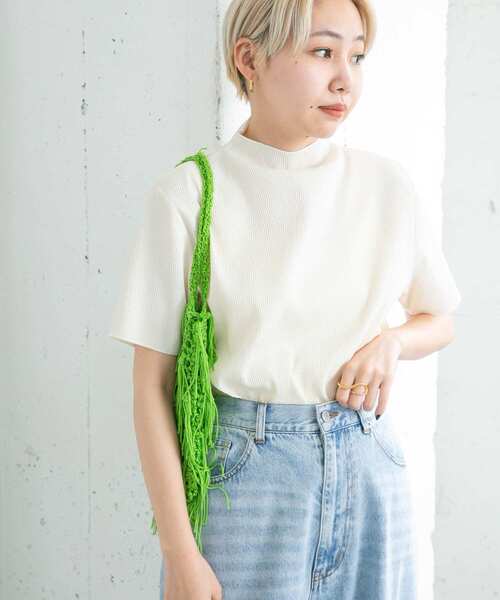 KBF（ケイビーエフ）の「プリーツハイネックトップス（Tシャツ