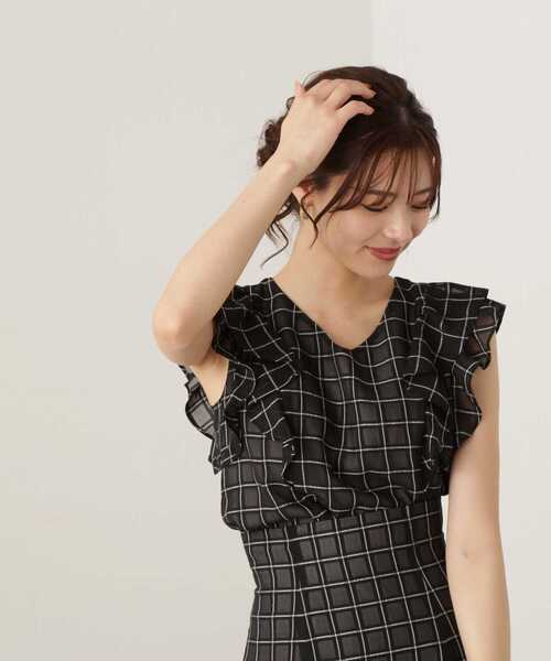 PROPORTION BODY DRESSING(プロポーションボディドレッシング)の「モノトーンシアーチェックラッフルブラウス / 1213210601(シャツ/ブラウス・レディース・ブラック/ブラック系その他/ホワイト系その他・SMALL/MEDIUM)」の3枚目の写真