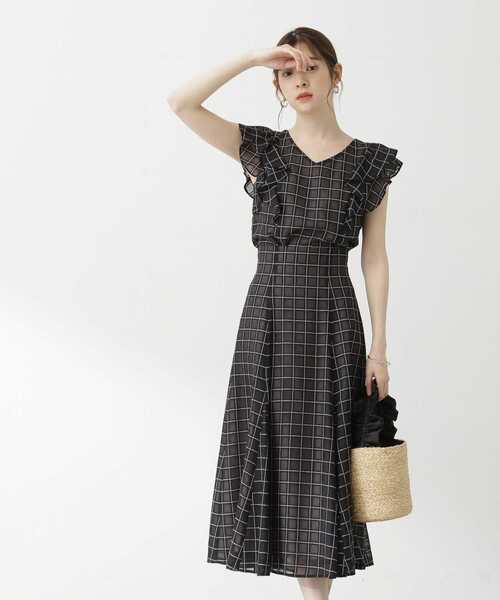 PROPORTION BODY DRESSING(プロポーションボディドレッシング)の「モノトーンシアーチェックラッフルブラウス / 1213210601(シャツ/ブラウス・レディース・ブラック/ブラック系その他/ホワイト系その他・SMALL/MEDIUM)」の5枚目の写真