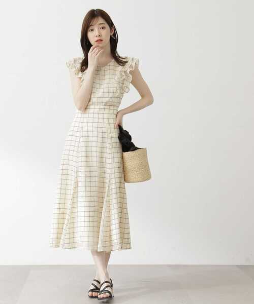 PROPORTION BODY DRESSING(プロポーションボディドレッシング)の「モノトーンシアーチェックラッフルブラウス / 1213210601(シャツ/ブラウス・レディース・ブラック/ブラック系その他/ホワイト系その他・SMALL/MEDIUM)」の10枚目の写真