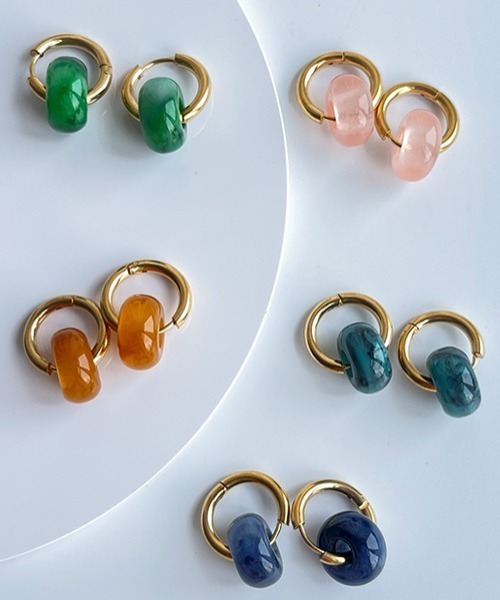 Coo+i(クーイ)の「天然石風フープピアス(ピアス(両耳用)・レディース・グリーン/オレンジ/ネイビー/ターコイズブルー/ピンク・FREE)」の13枚目の写真