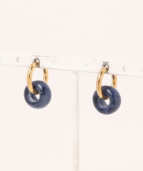 Coo+i(クーイ)の「天然石風フープピアス(ピアス(両耳用)・レディース・グリーン/オレンジ/ネイビー/ターコイズブルー/ピンク・FREE)」の17枚目の写真