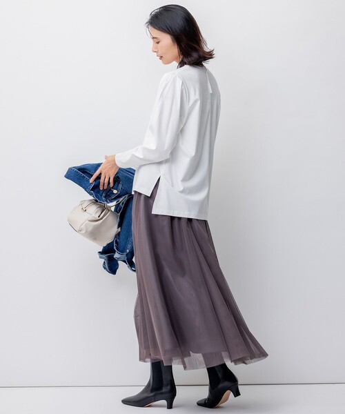 23区(ニジュウサンク)の「【洗える】バナナスリーブ フォルム ロングTシャツ(Tシャツ/カットソー・レディース・ブラック系/グレー系/ベージュ系/ホワイト系・32)」の7枚目の写真