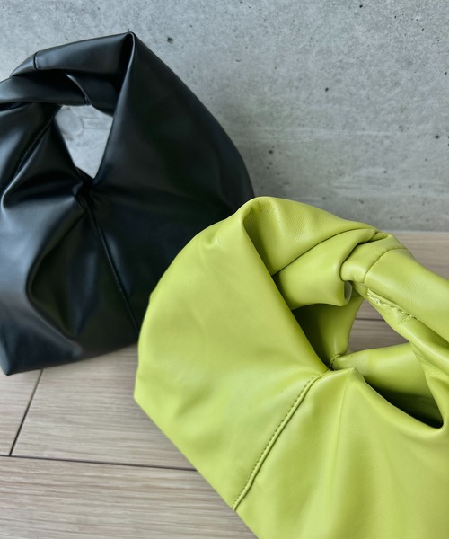 y/m by RIKA(イムバイリカ)の「ツイストハンドルBAG(ショルダーバッグ・レディース・グリーン/ブラック・FREE)」の20枚目の写真