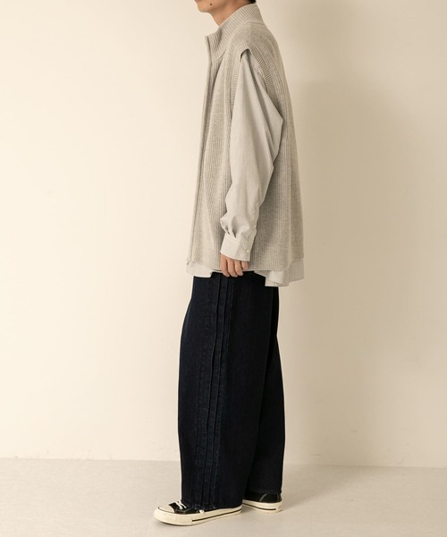 SENSE OF PLACE by URBAN RESEARCH(センスオブプレイスバイアーバンリサーチ)の「『ユニセックス』ドライバーズニットベスト(ベスト・メンズ・ライトグレー/ブラック/カーキ・MEDIUM/LARGE)」の6枚目の写真