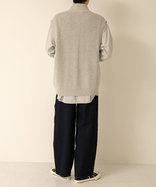 SENSE OF PLACE by URBAN RESEARCH(センスオブプレイスバイアーバンリサーチ)の「『ユニセックス』ドライバーズニットベスト(ベスト・メンズ・ライトグレー/ブラック/カーキ・MEDIUM/LARGE)」の7枚目の写真