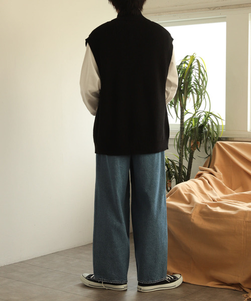 SENSE OF PLACE by URBAN RESEARCH(センスオブプレイスバイアーバンリサーチ)の「『ユニセックス』ドライバーズニットベスト(ベスト・メンズ・ライトグレー/ブラック/カーキ・MEDIUM/LARGE)」の16枚目の写真