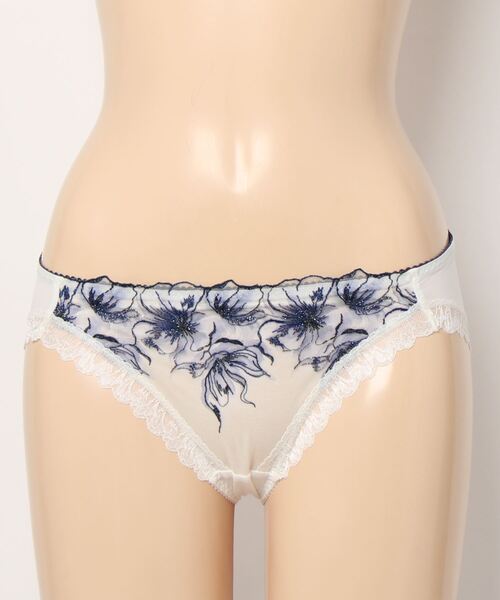 Triumph（トリンプ）の「天使のブラ(R) 魔法のハリ感586 レギュラーショーツ TR586 Hikini（ショーツ・レディース・イエロー/ピンク/ブラック/ホワイト・L/M）」の17枚目の写真