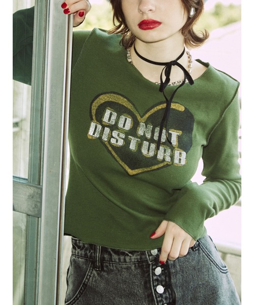 jouetie(ジュエティ)の「ハートフィットロンT(Tシャツ/カットソー・レディース・カーキ/ブラック/オフホワイト・MEDIUM)」の3枚目の写真