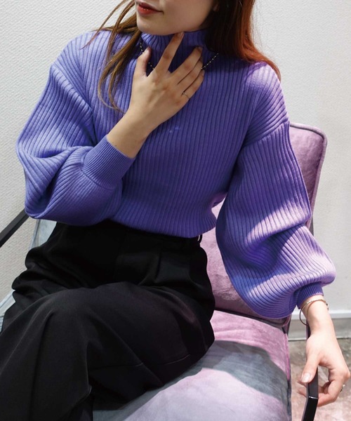 CORNERS(コーナーズ)の「ボトルネックボリューム袖リブニット(ニット/セーター・レディース・パープル/ブラック/ベージュ/オレンジ/レッド/グレー/ロイヤルブルー/アイボリー・FREE)」の6枚目の写真