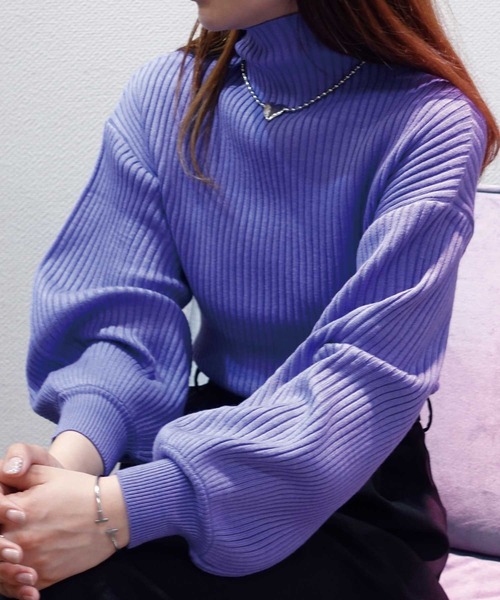 CORNERS(コーナーズ)の「ボトルネックボリューム袖リブニット(ニット/セーター・レディース・パープル/ブラック/ベージュ/オレンジ/レッド/グレー/ロイヤルブルー/アイボリー・FREE)」の11枚目の写真