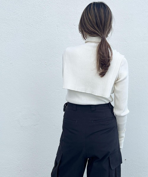 KBF（ケイビーエフ）の「オーバーショールハイネックニット（ニット/セーター・レディース・ブラック/グリーン系その他/アイボリー・ONE）」の5枚目の写真