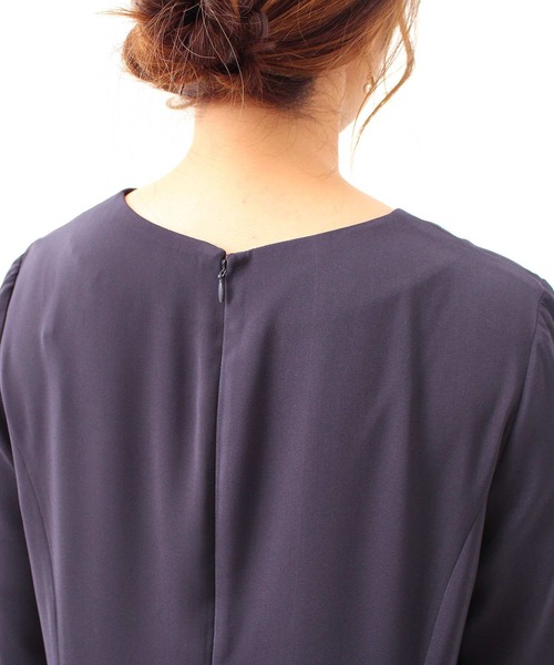 fleur by mint breeze(フルールバイミントブリーズ)の「【L~5L 大きいサイズ】パール 使い Aライン ワンピース(ワンピース・レディース・ネイビー/ブラック・3L/4L/5L/LL/L)」の5枚目の写真