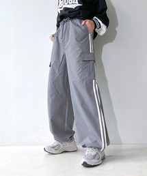 AS KNOW AS plus（アズノゥアズプラス）の「☆タック ミリタリーカーゴパンツ（カーゴパンツ）」