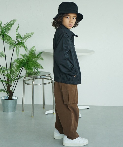 PAIRMANON STREET(ペアマノンストリート)の「【PAIRMANON STREET】コットン スイングトップ ブルゾン(ブルゾン・キッズ・ベージュ/ブラック・130/110/140/120/150/90/100)」の4枚目の写真