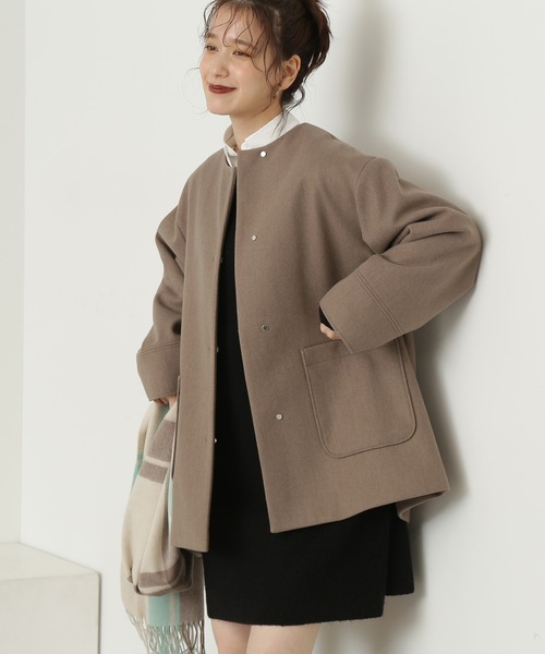 N.(N. Natural Beauty Basic)(エヌエヌナチュラルビューティーベーシック)の「【S Size Line】◆エアニーノーカラーショートコート(ノーカラーコート・レディース・モカ/ライトグリーン/ネイビー・MEDIUM/SMALL)」の1枚目の写真