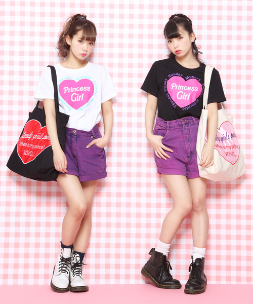 WC(ダブル シー)の「WC/ハートプリントTシャツ(Tシャツ/カットソー・レディース・ホワイト/ブラック・FREE)」の3枚目の写真