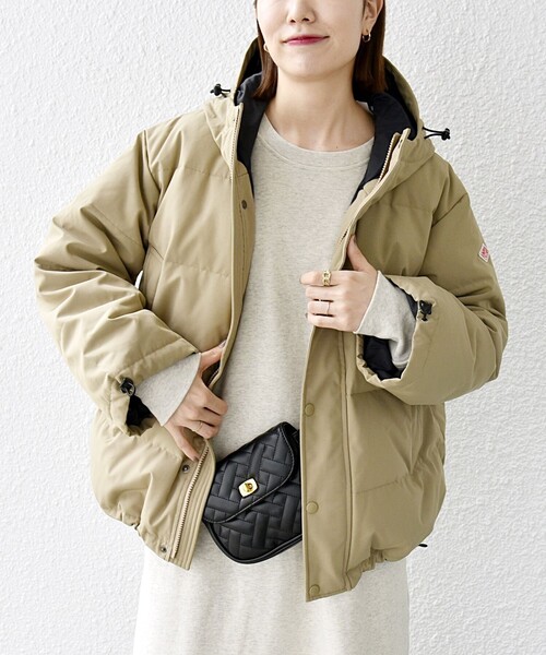 DANTON(ダントン)の「DANTON: フード ショート ダウン ジャケット(ダウンジャケット/コート・レディース・ブラック/ベージュ・ONE SIZE)」の11枚目の写真